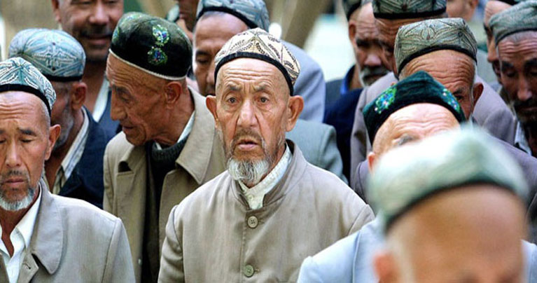 চীনে উইঘুর মুসলিমদের অধিকার হরণের নিন্দায় ৪৩ দেশ